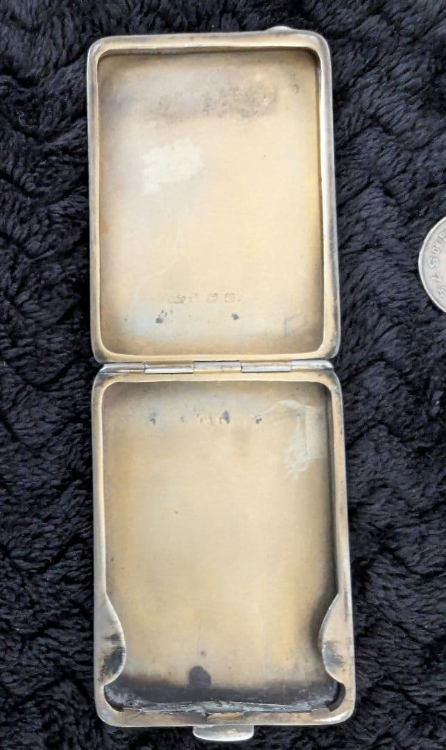 英国アンティーク スターリングシルバーギョーシェエナメル マッチケース