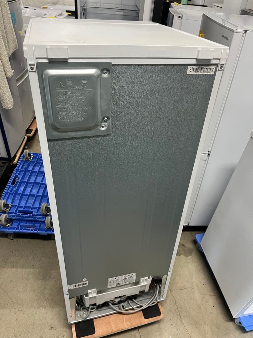 SHARP ノンフロン冷蔵庫 SJ-15E8-KW 152L 識別T