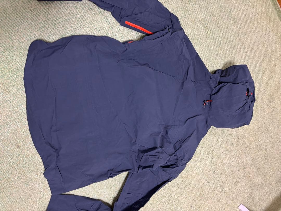 ピークパフォーマンス　GORE-TEX サイズM 最終値下げ