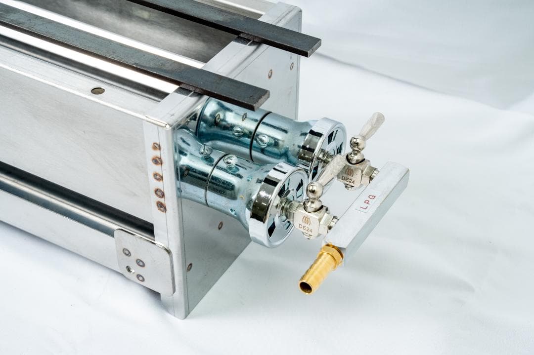 売れてます ♪ やきとり 焼器台 串焼き鳥鶏丼 キャンピングカー 模擬店