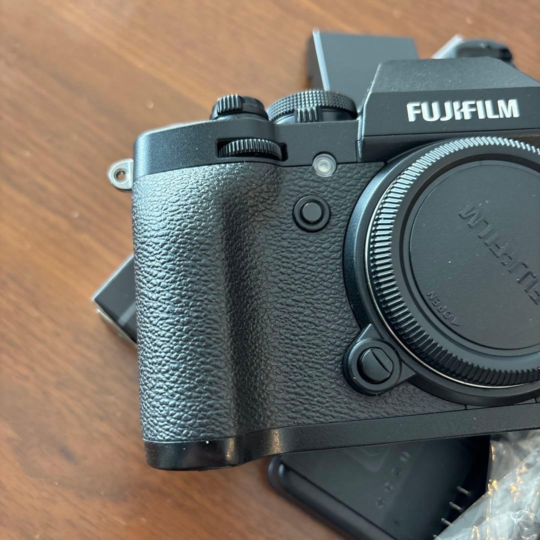 【美品】Fujifilm X-T3 本体 + バッテリー2個