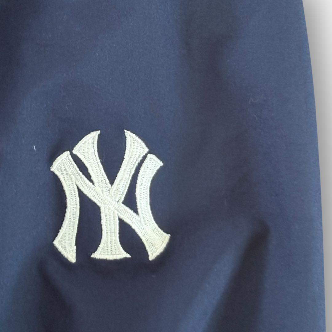 【00s古着】ニューヨークヤンキース　ナイキ製 オフィシャルナイロンプルオーバー
