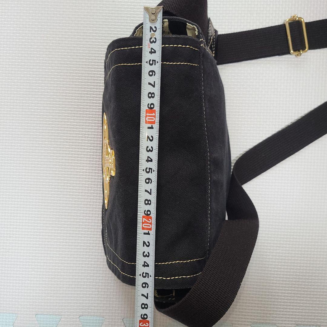 ヴィヴィアン　ショルダーバッグ　黒　キャンバス