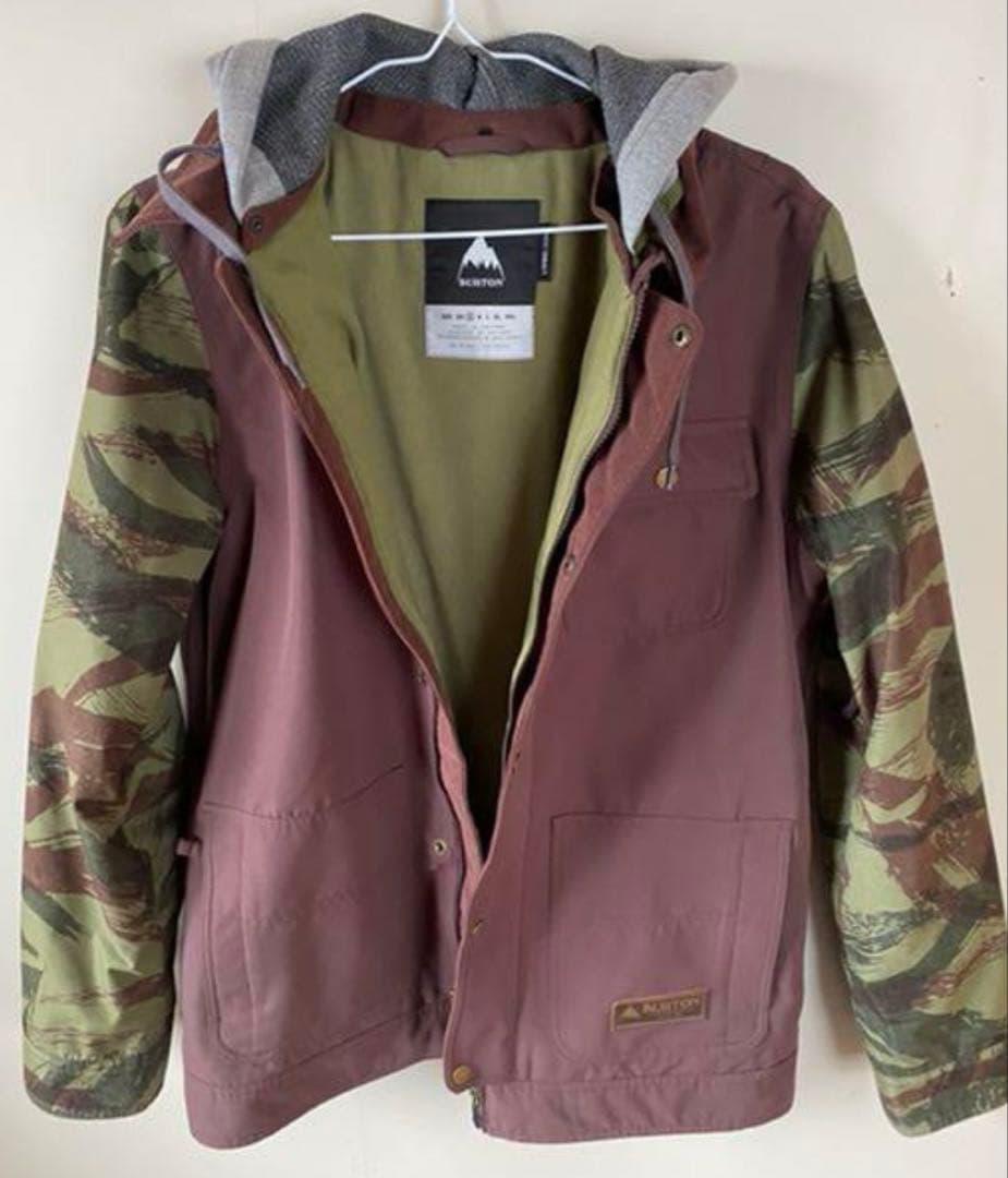 週末値下げ！美品！BURTON スノーボードジャケット Sサイズ
