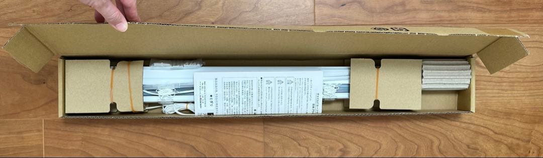 【新品未使用】つっぱり式ブラインド 幅58cm 左操作