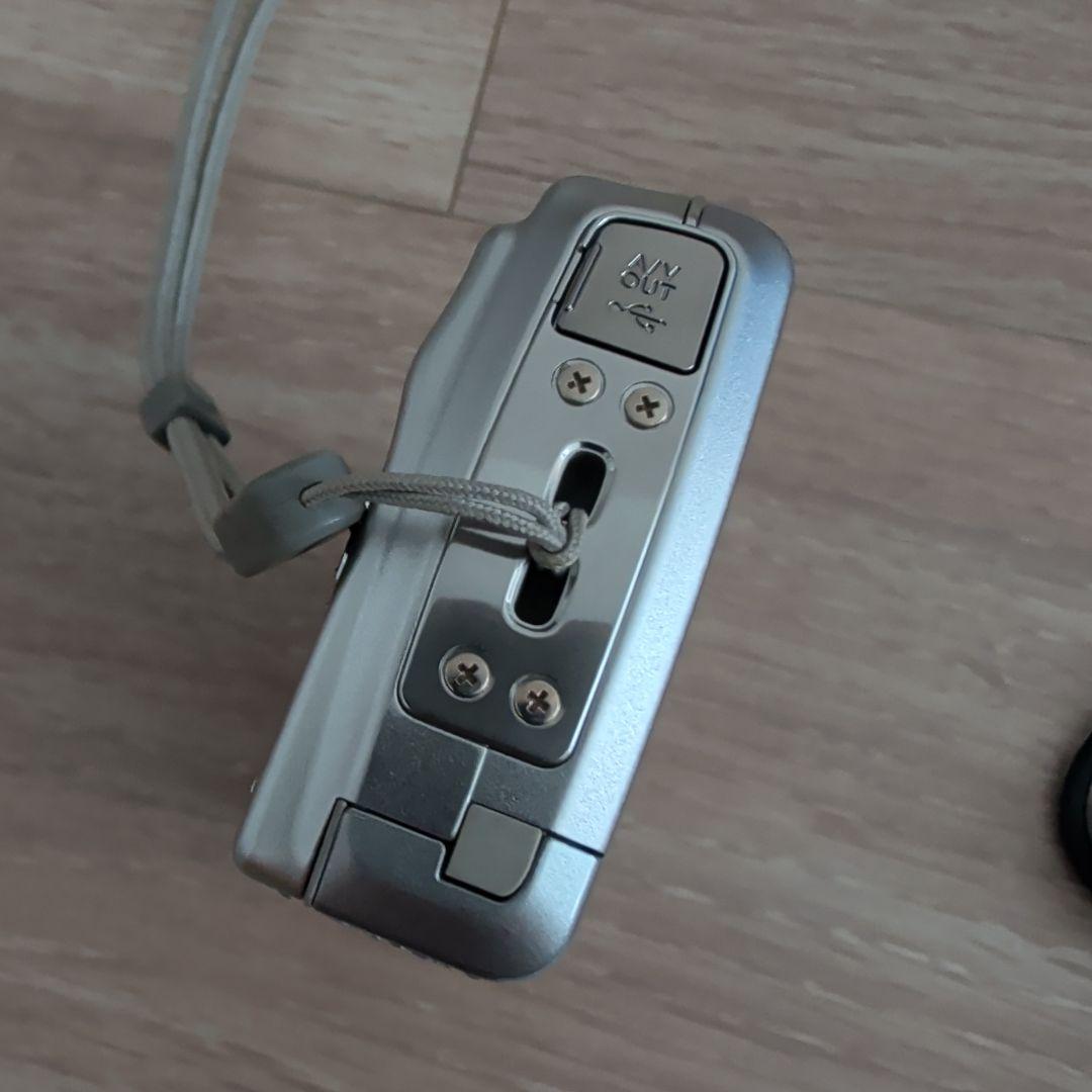 Fujifilm FinePix F100fd シルバー ファインピックス