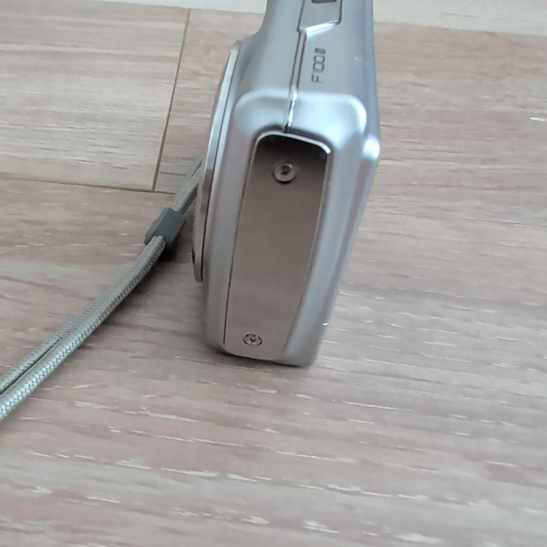 Fujifilm FinePix F100fd シルバー ファインピックス