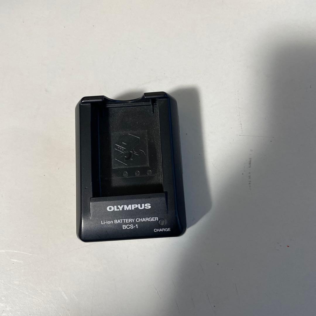 オリンパス　OLYMPUS　E-620　充電器付き