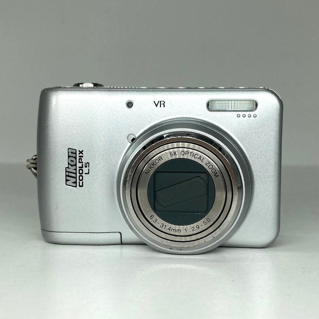 Nikon ニコン　Coolpix L5　コンパクトデジタルカメラ