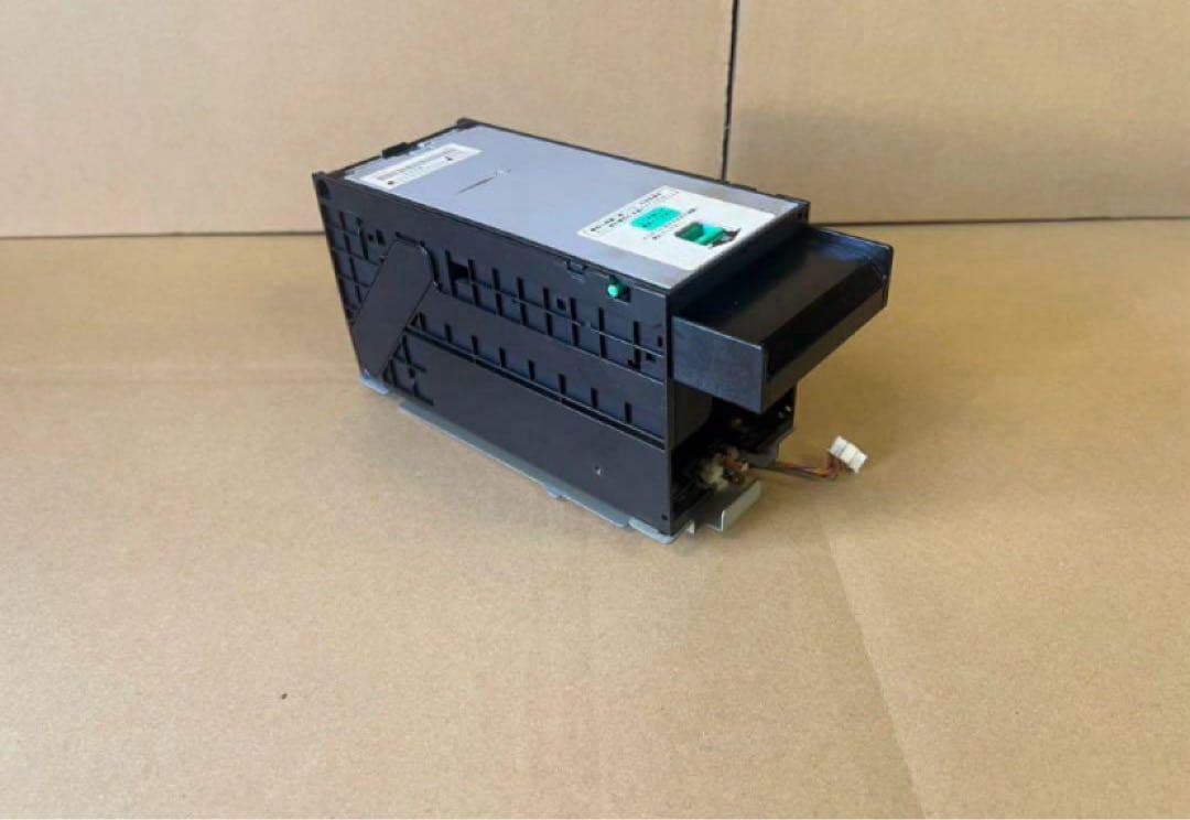 識別機　3金種　令和6年新札対応　ポーカーやエイトラインにも