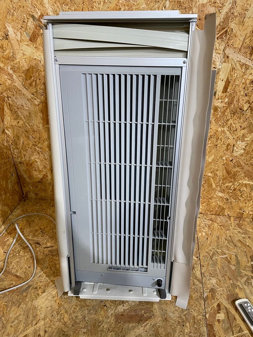 ハイアール　2020年製 窓用エアコン　　1210101102