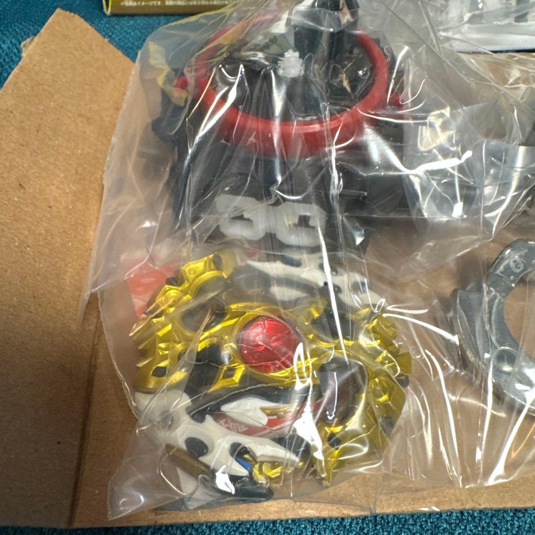 ベイブレードバースト B-100 スプリガンレクイエム.0.Zt レアカラー 黒