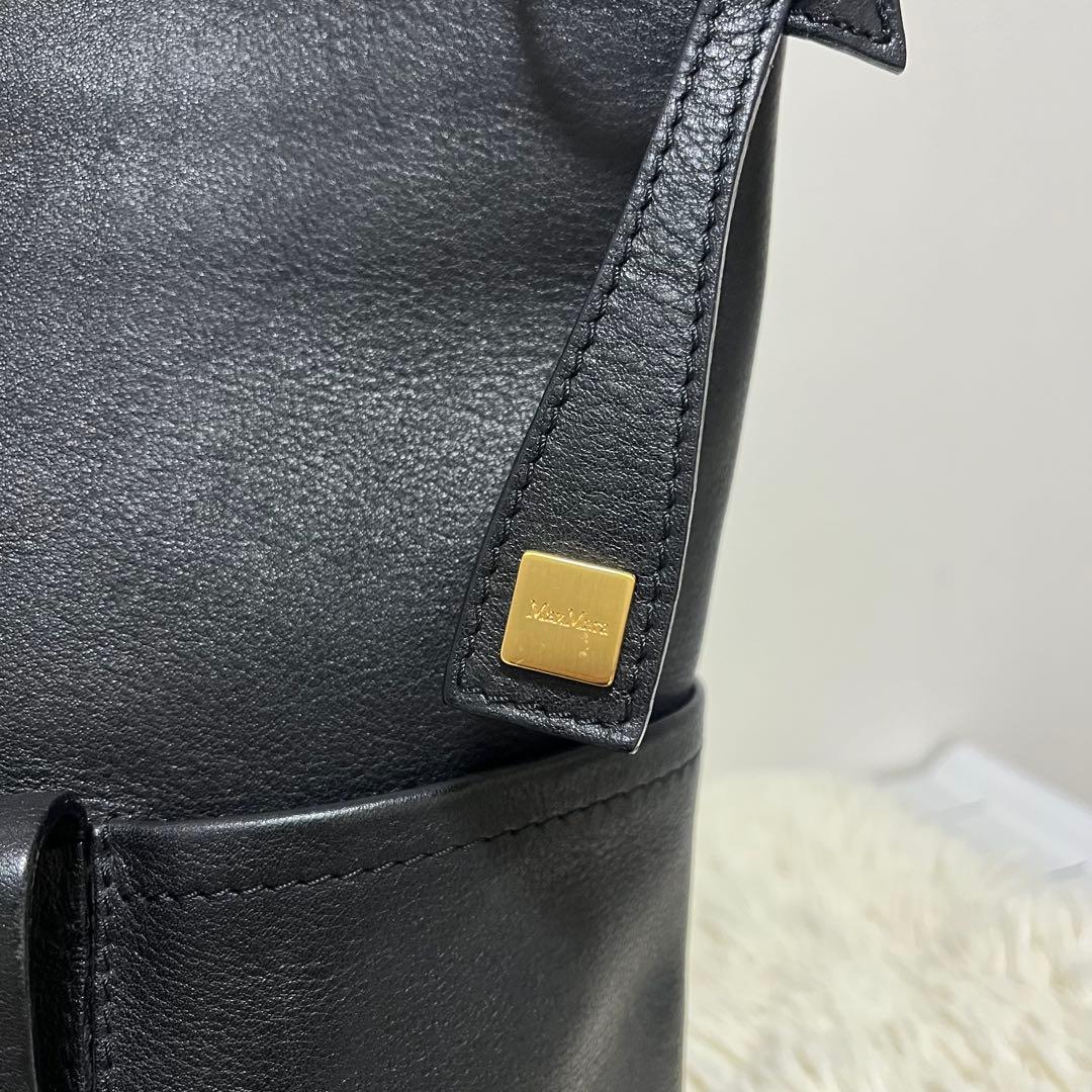 Max Mara ブラックレザーショルダーバッグ ハンドバッグ ゴールド金具