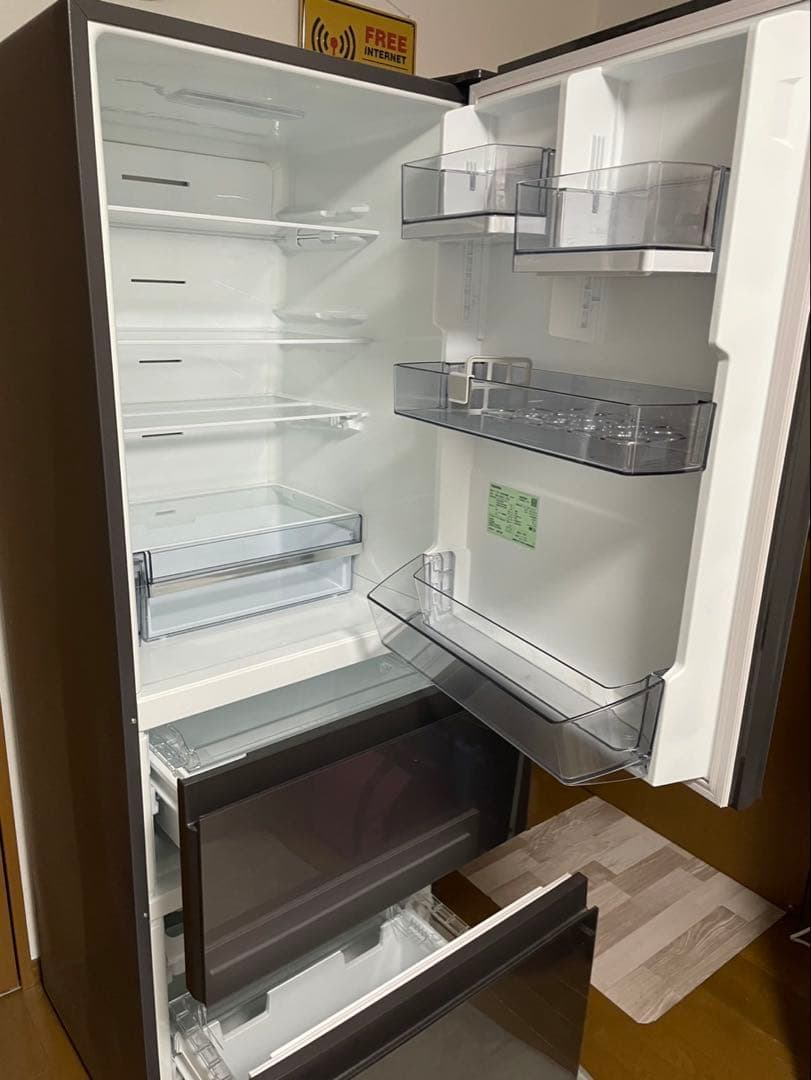 2023年製　東芝ノンフロン冷蔵庫GR-U36SV(ZH)