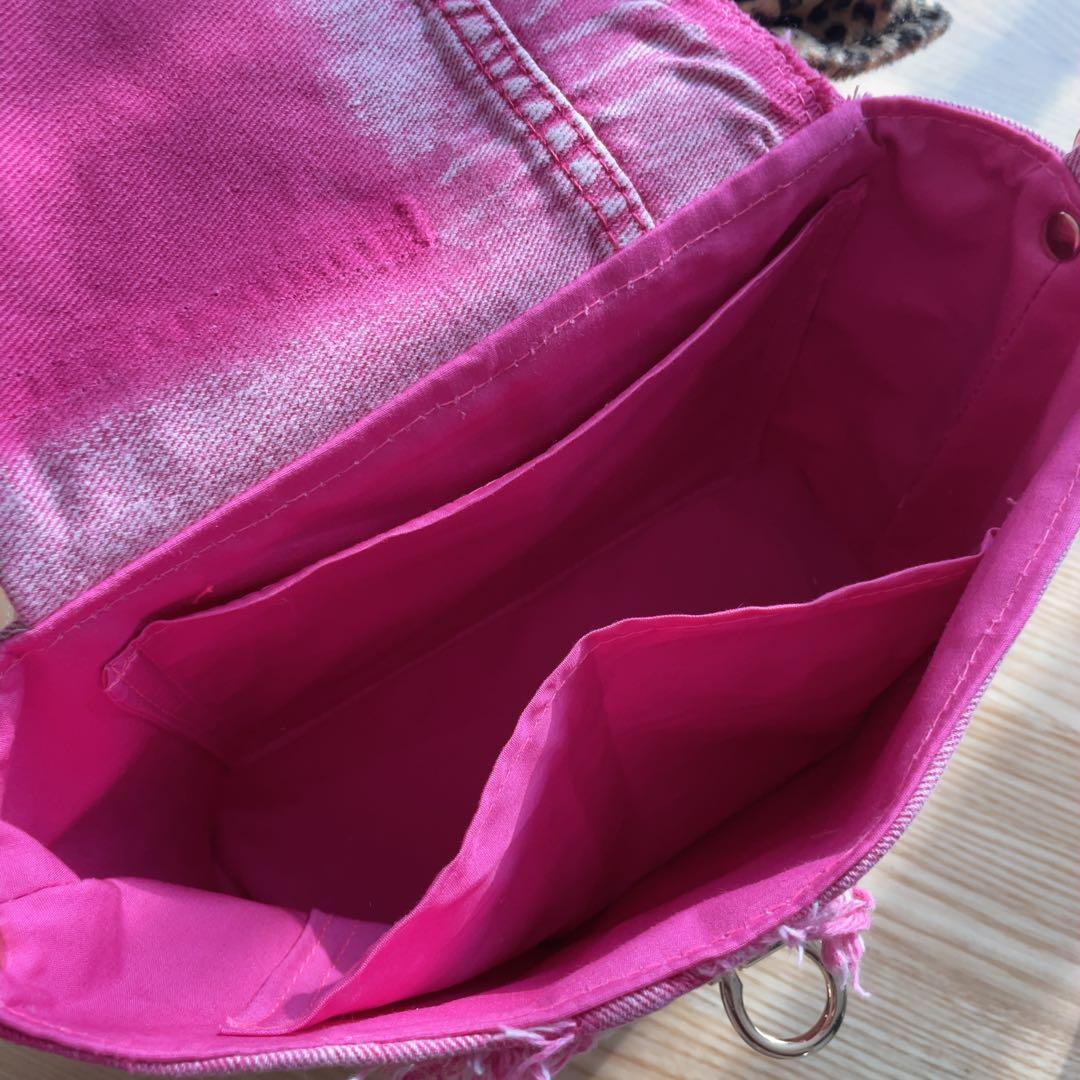 デニムリメイク ピンクフリルショルダー