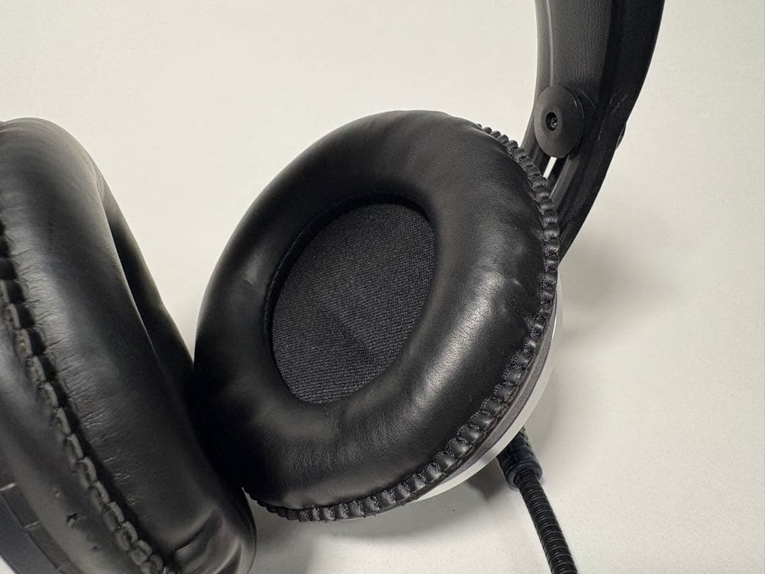 AKG ( アーカーゲー ) HSD271 ヘッドセット および専用ケーブル