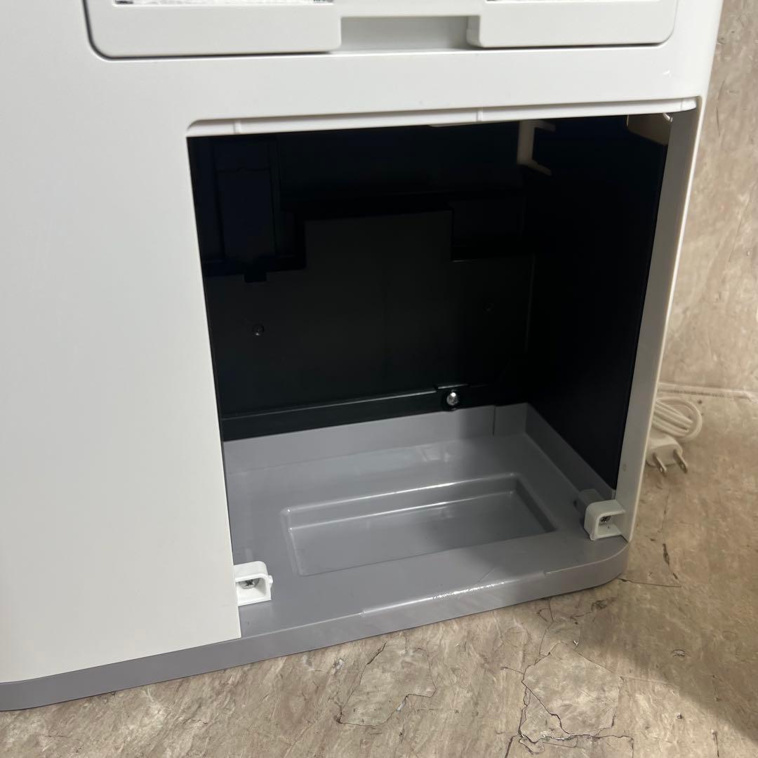 未使用に近い 2024年製 CORONA CD-S6324-W 衣類乾燥機除湿機