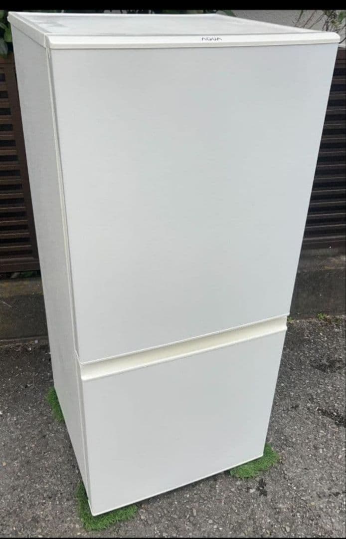 特価アクア冷凍冷蔵庫　157L静音設計LED照明自動霜取り機能付き2018年製