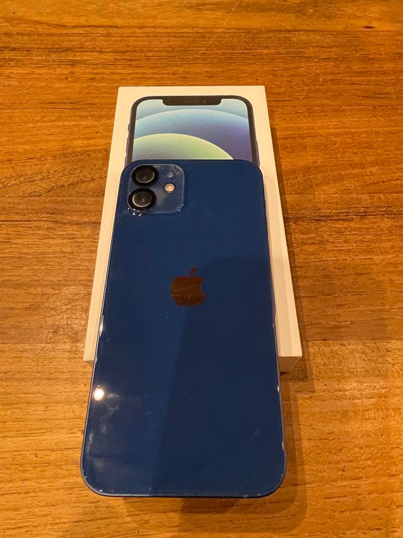 iPhone 12 ブルー　64GB 箱　充電ケーブル付き　カメラに難あり