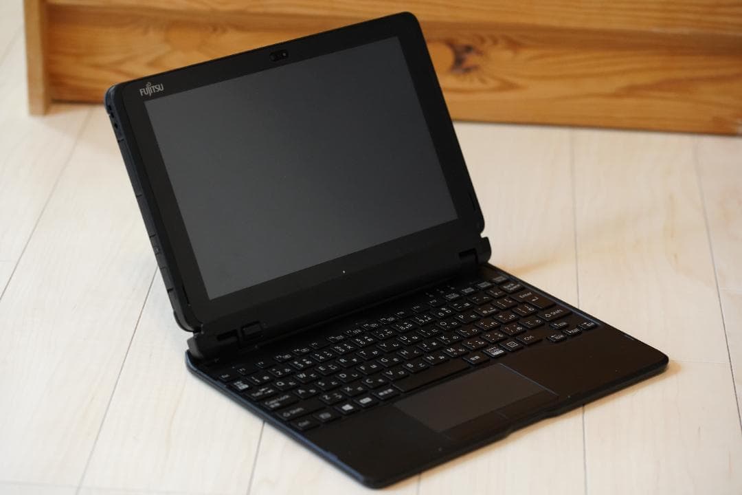 【美品】富士通タブレット ARROWS Tab Q507/PE＋専用キーボード