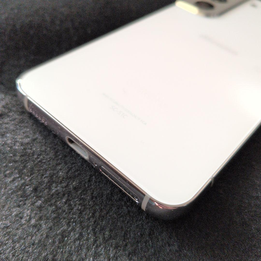 【値下げしました】Galaxy S22　ホワイト　キズ割れなどのない美品