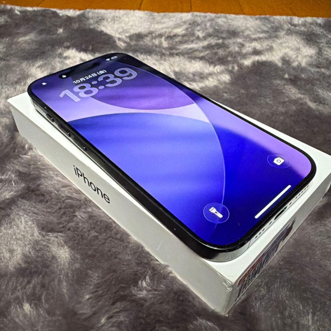 iPhone 16 Pro 256GB ブラック 本体 SIMフリー