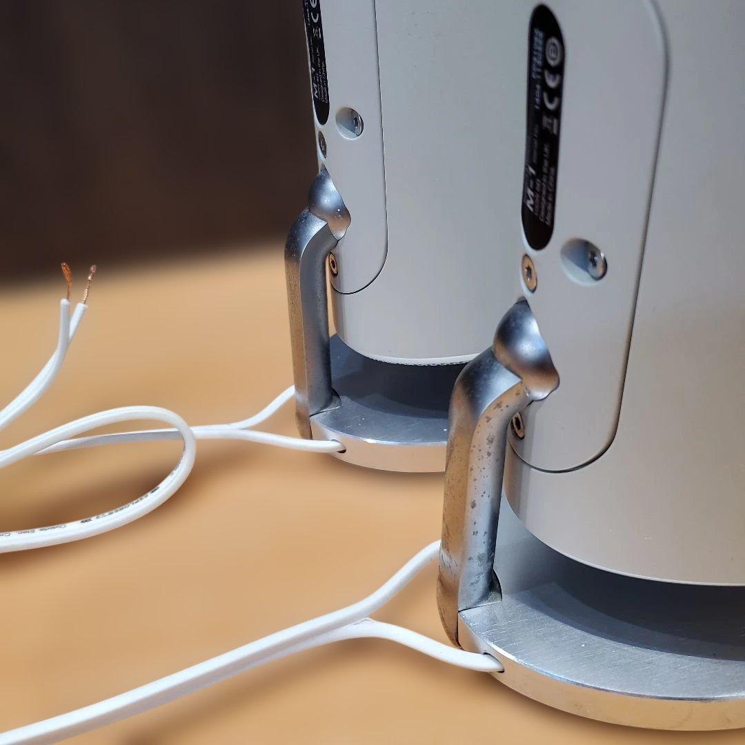 t*k様 Bowers & Wilkins　B&W　M-1 スピーカー　2台