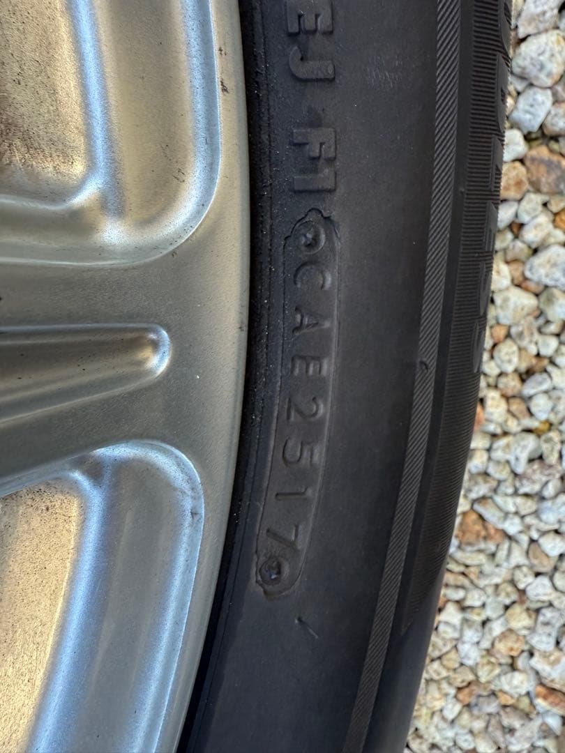 悟空　ブリヂストン 16インチ スタッドレス ホイール