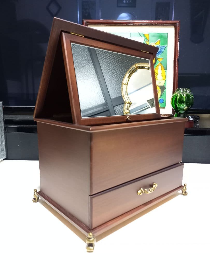 クラシック　ジュエリー　メイク　ウッド　ボックス　真鍮　脚付　金具　化粧　木箱