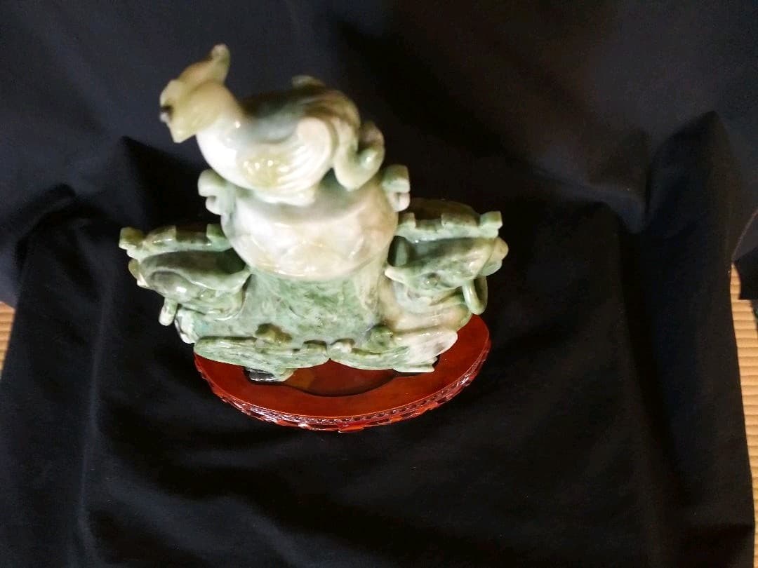 玉製鶏尊　南陽翡翠(独山玉)製　中国工芸品　置物　NO.837