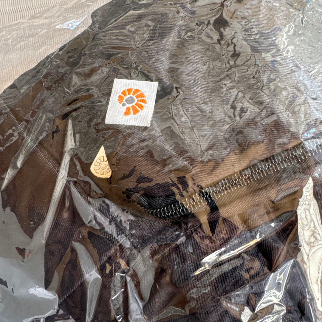 新品未使用 エルゴベビーオムニ360 クールエア　ブラック　抱っこ紐