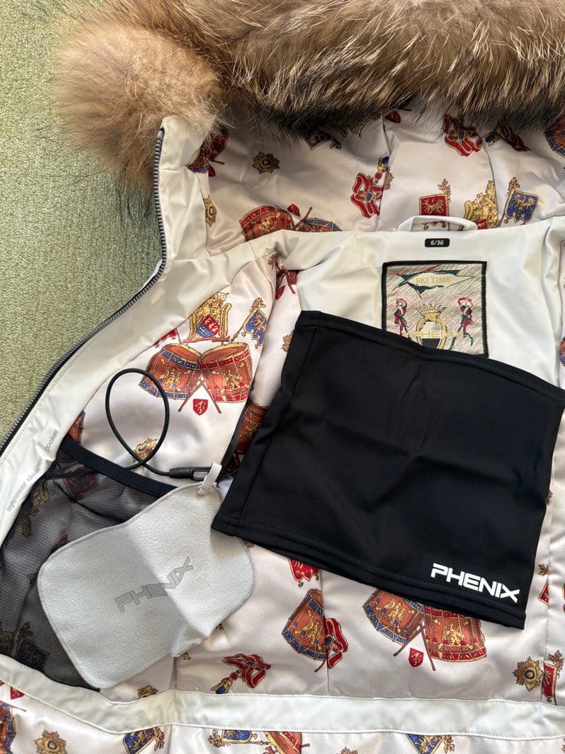 【新品】Phenix フェニックス　スキーウエア