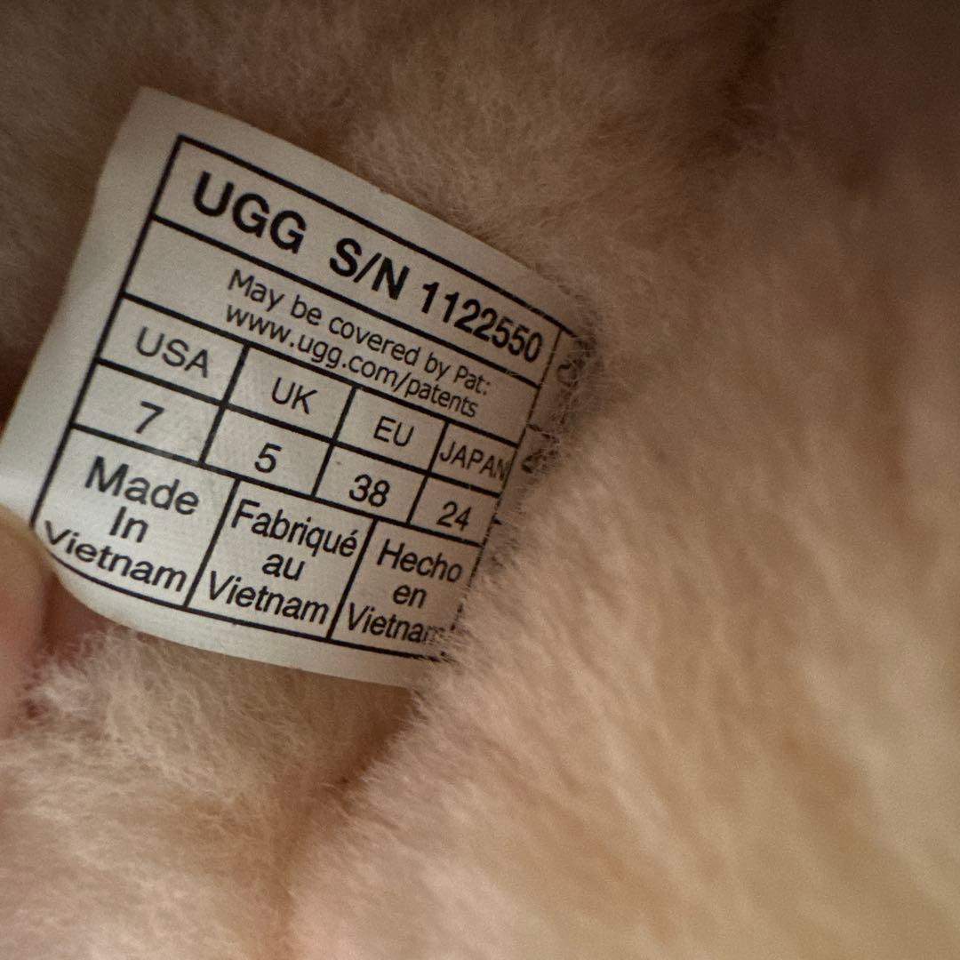 UGG DISQUETTE 厚底ムートンブーツ　ベージュ