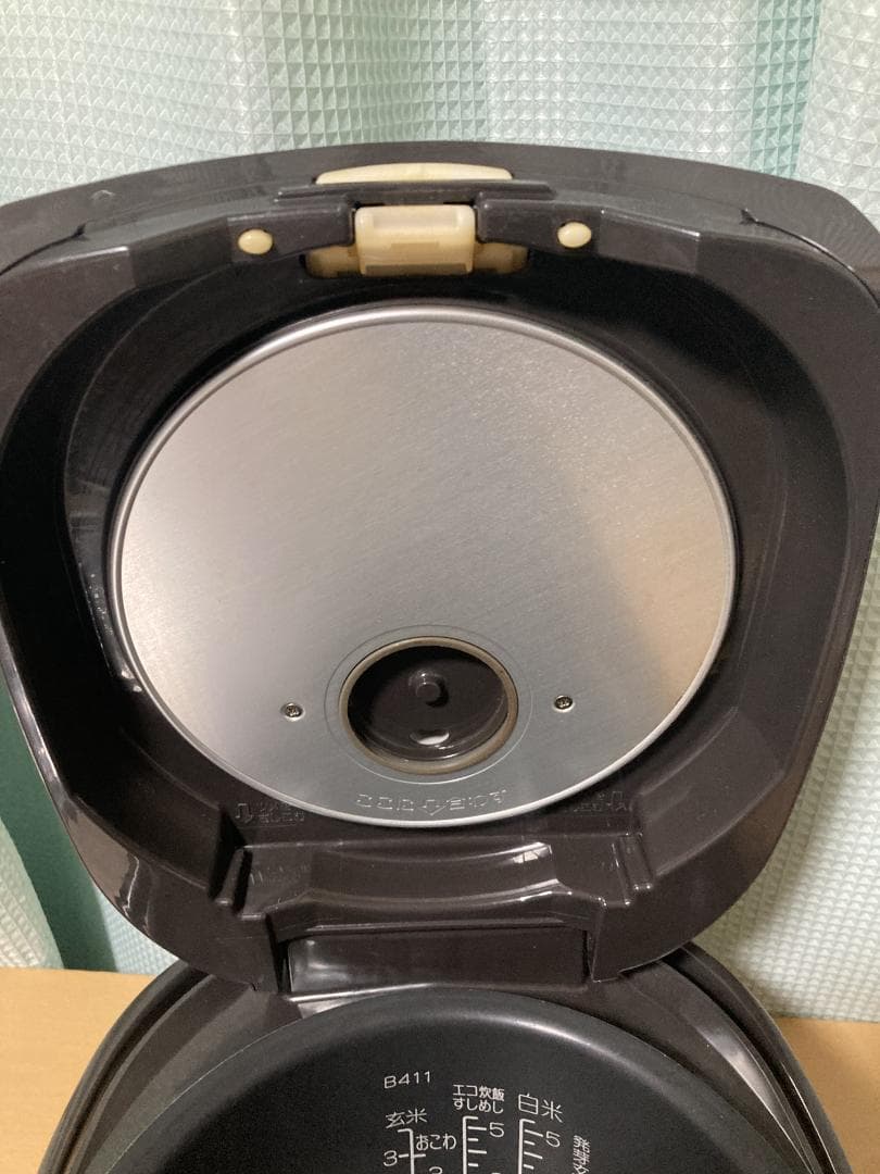 ★★★ZOJIRUSHI IH炊飯ジャー 極め炊き 象印 NP-VN10★★