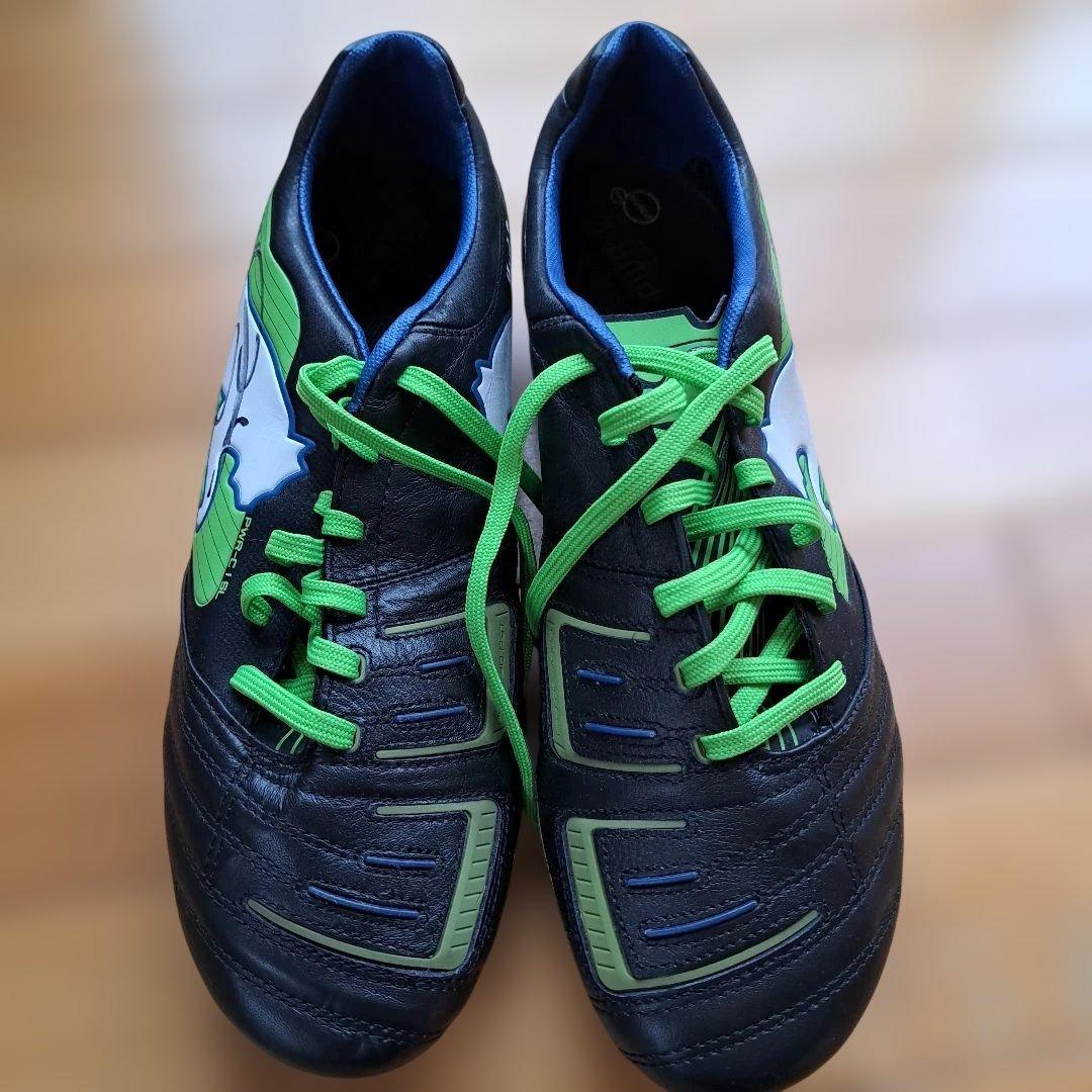 【セール】ガンバ選手サイン入り　 サッカースパイク