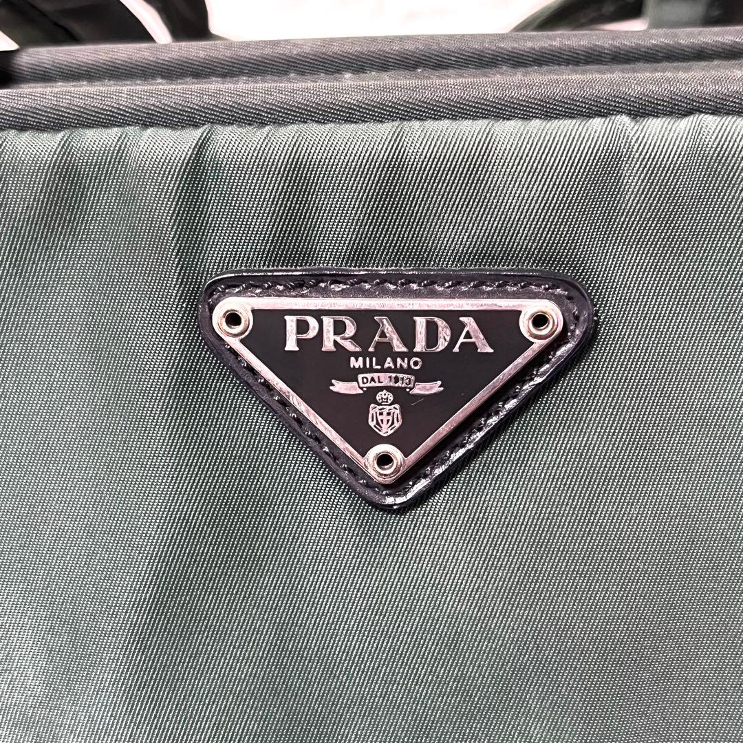 ✨超激レア✨PRADA ビジネスバッグ 3気室 三角ロゴプレート カデナ 南京錠