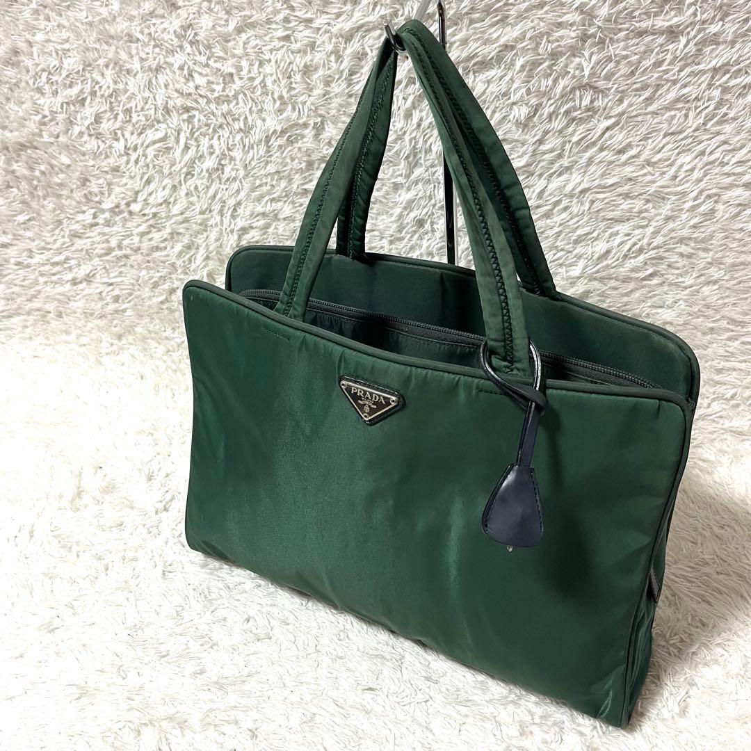 ✨超激レア✨PRADA ビジネスバッグ 3気室 三角ロゴプレート カデナ 南京錠