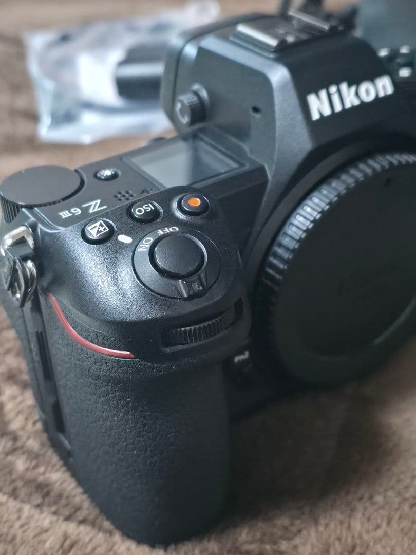 「ほぼ新品」Nikon Z6Ⅲ ボディ