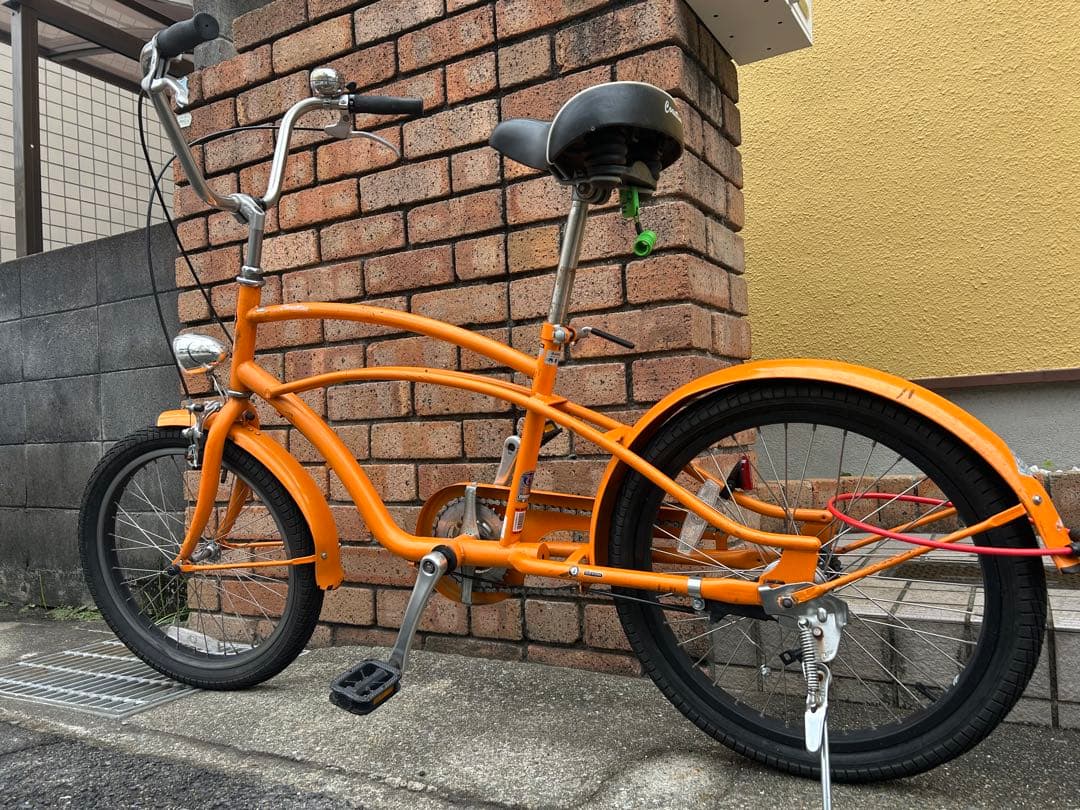 兵庫県神戸市より！ビーチクルーザー　アメ車自転車　オレンジです。