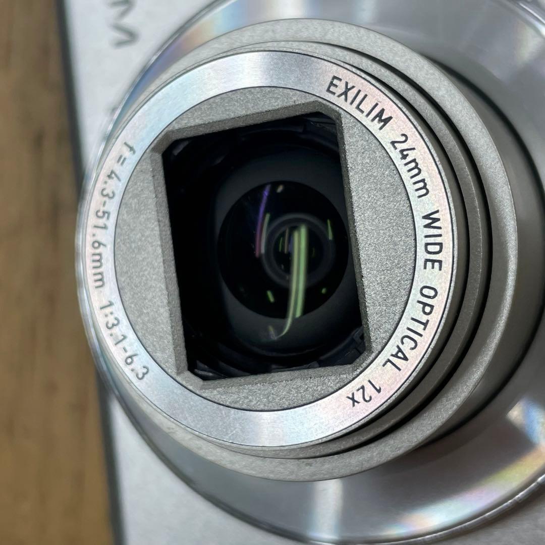 動作品 Casio EXILIM EX-ZS240 コンパクトデジタルカメラ