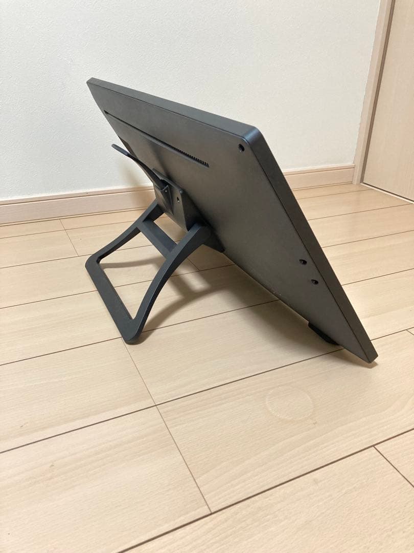 XP-PEN Artist 24 Pro 液晶ペンタブレット本体（替え芯付き）