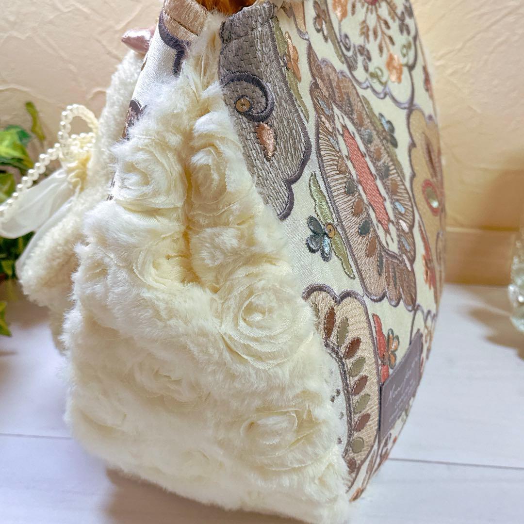 あ*き様 コヤンイサムチョン♡新柄インド刺繍のうさミルクちゃんのラウンドトートバ