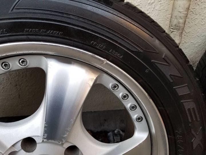 ホイール　タイヤ　4本