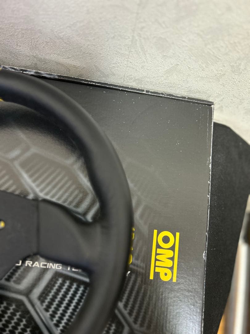 OMP ステアリング 300㎜ トレッチェント 新品ホーンボタン付