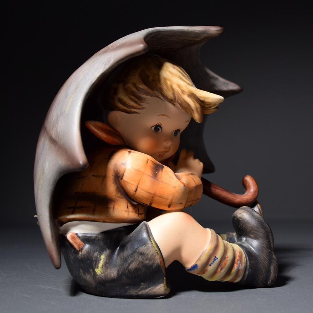 ドイツ Goebel ゲーベル 傘の少年 傘の少女 フンメル人形 フィギュリン