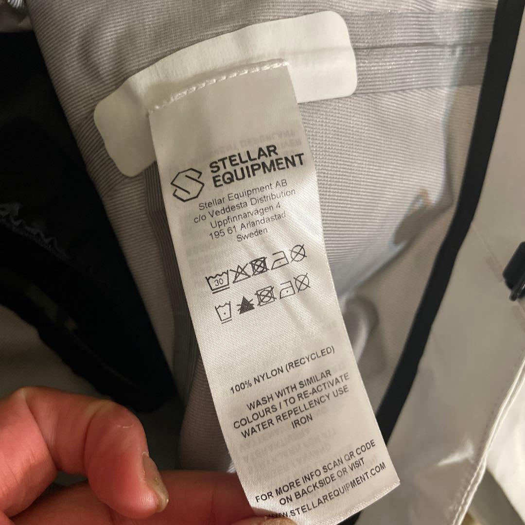 日本未入荷　STELLAR EQUIPMENT スキーウェア　レディース