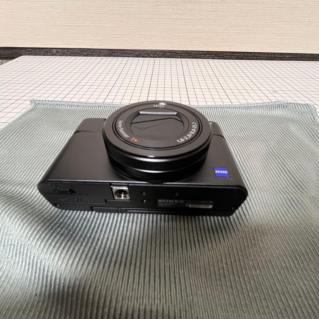 説明書変色のため値引き（超美品）64G sdカード付SONY RX100 III