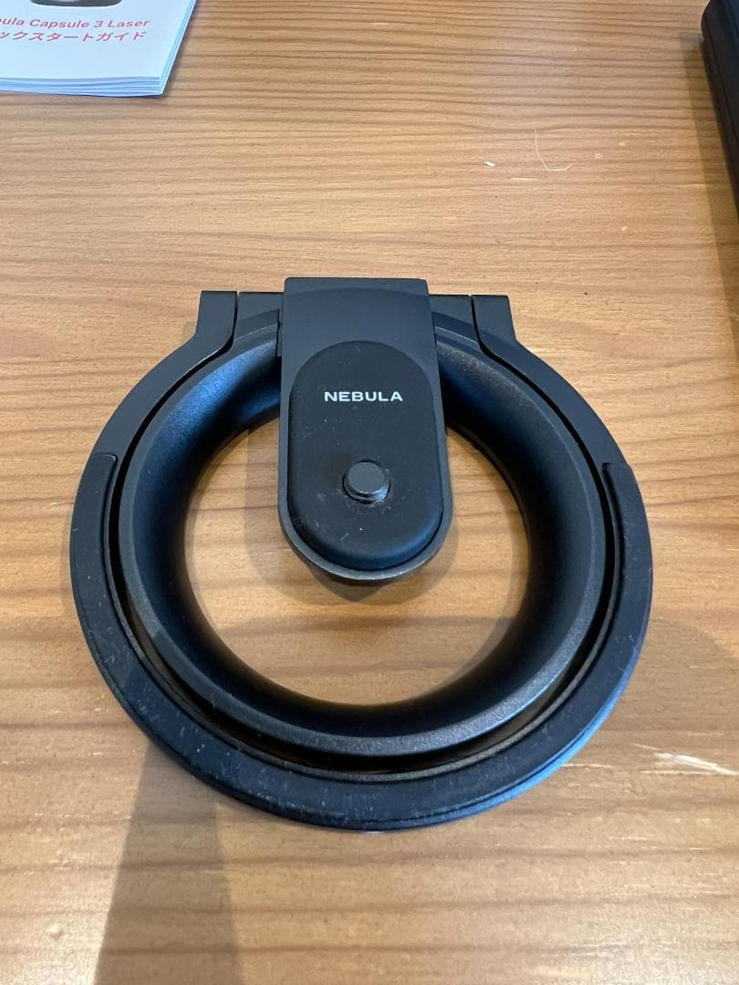 Nebula Capsule 3 Laser 本体（スタンド＋専用ケース）