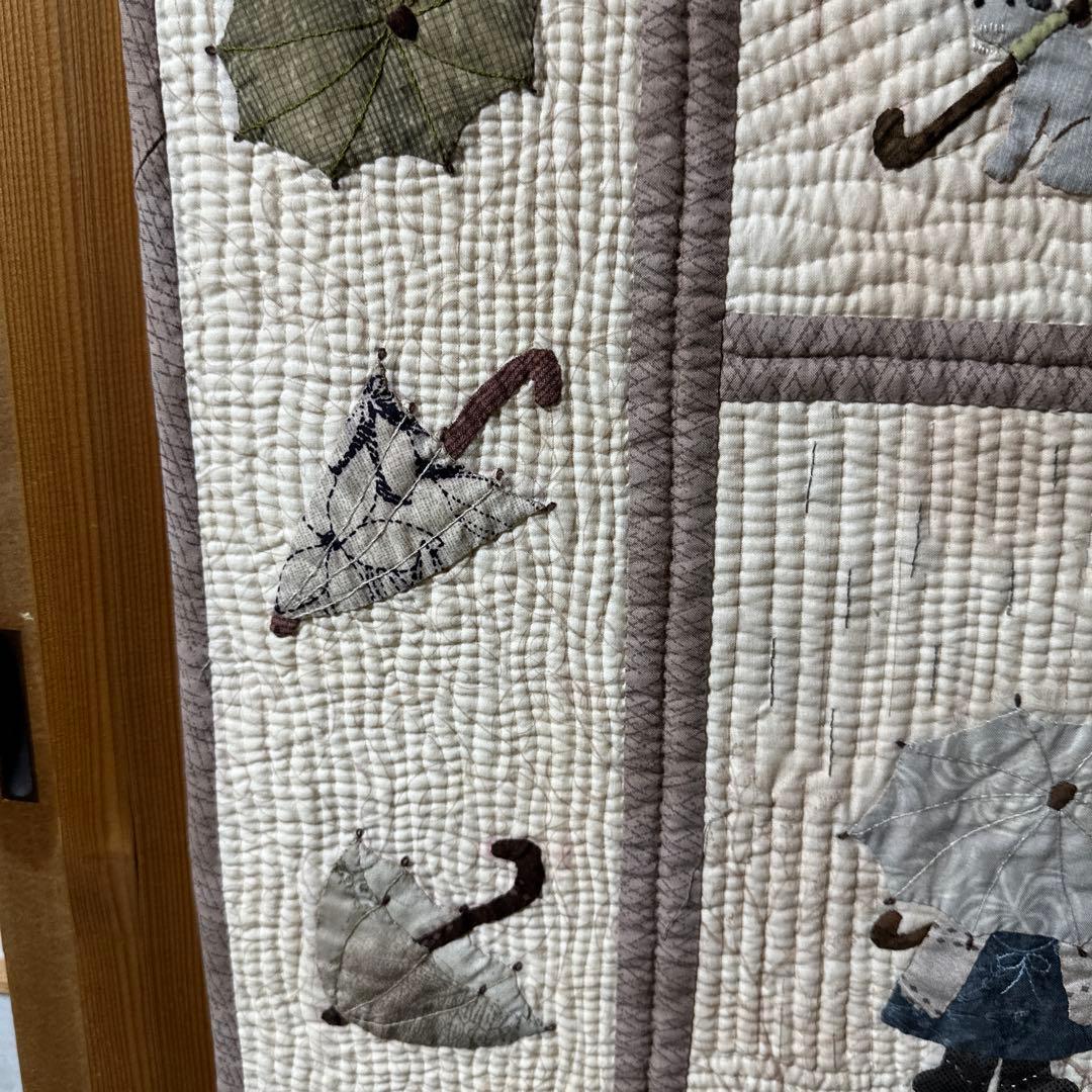 斉藤遥子さんの本を参考にしたパッチワークキルトスーちゃんの傘のタペストリー