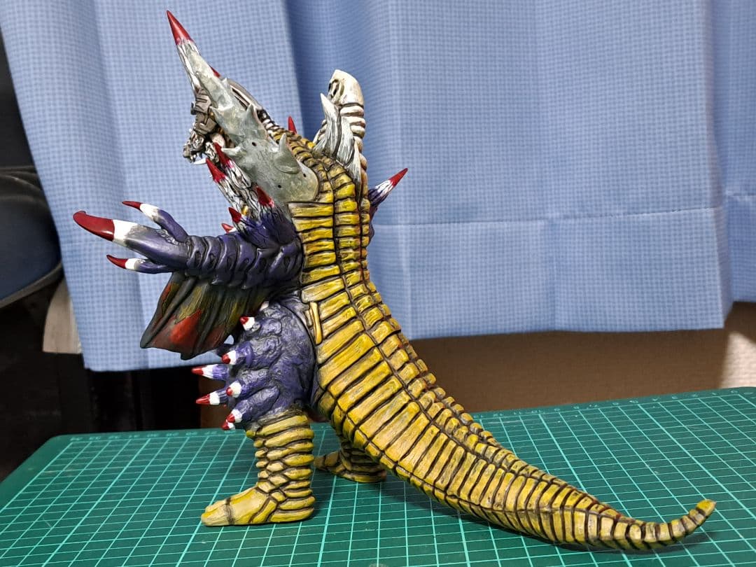 1*0様 ウルトラ怪獣DXソフビシリーズ デストルドス 改造リペイント完成品